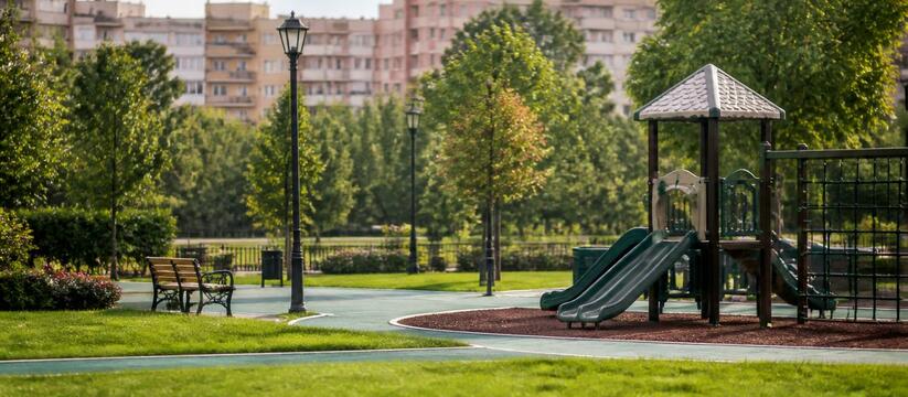 Глава Красноярска Сергей Верещагин осмотрел дво...